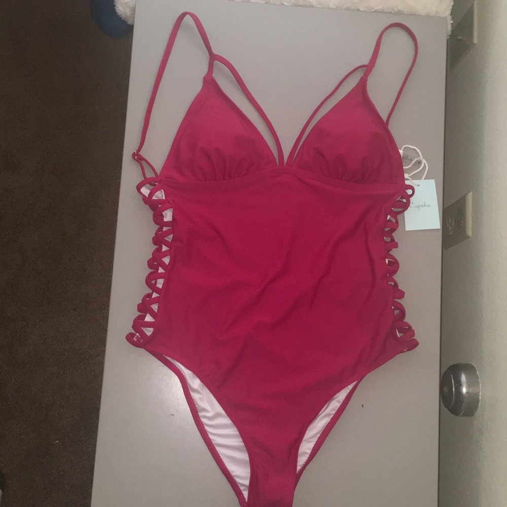 Cupshe One Piece Size M